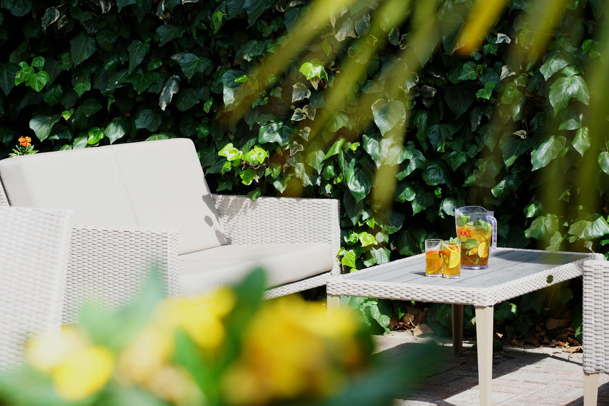 Best Western Ship Hotel Weybridge Ngoại thất bức ảnh