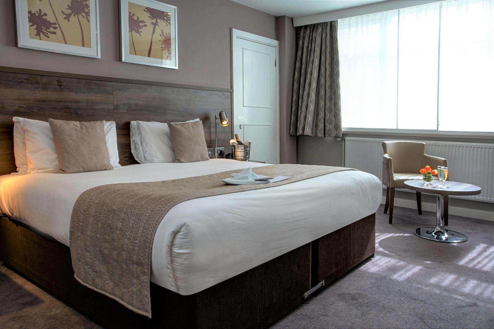 Best Western Ship Hotel Weybridge Ngoại thất bức ảnh