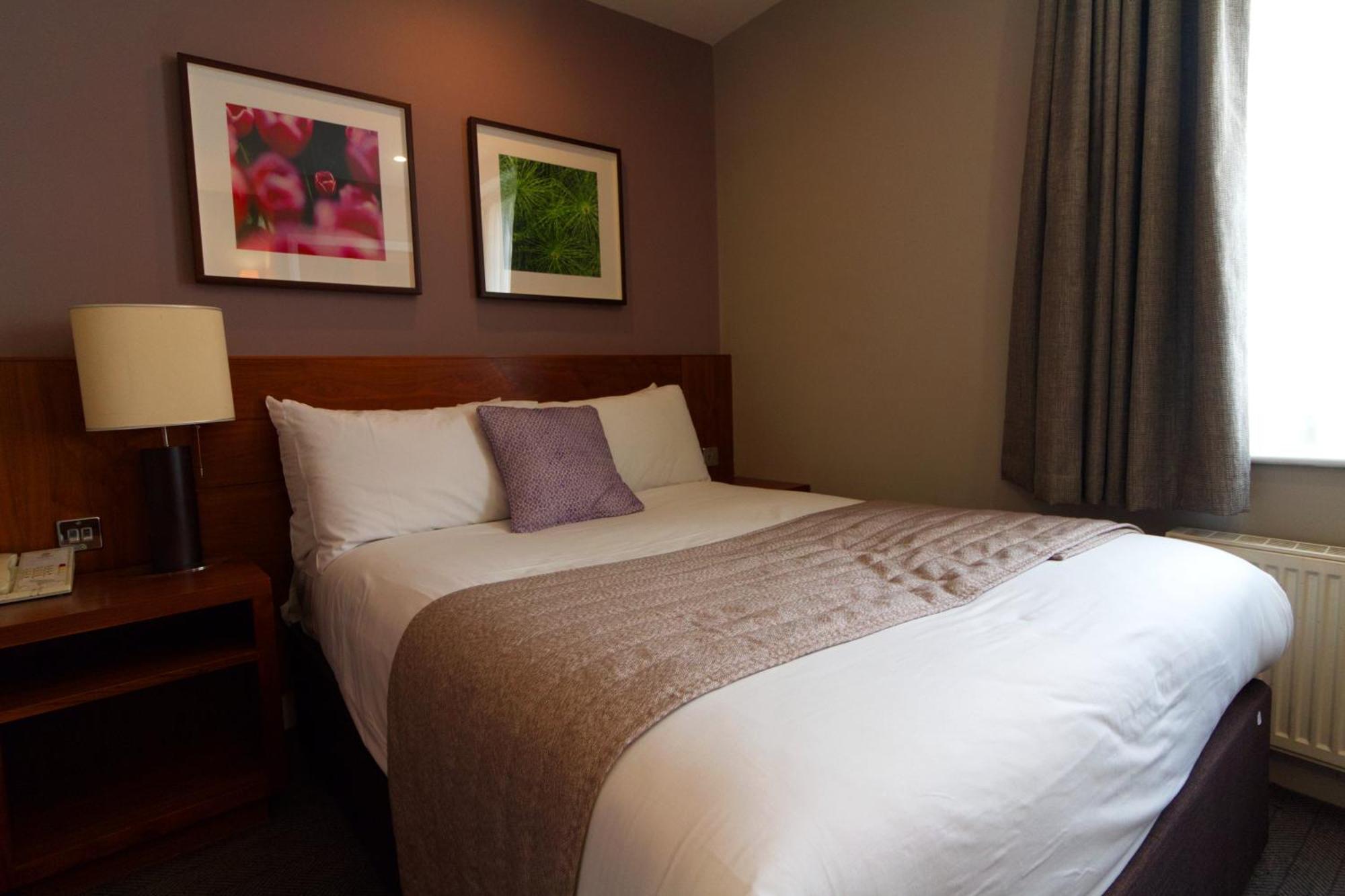 Best Western Ship Hotel Weybridge Ngoại thất bức ảnh