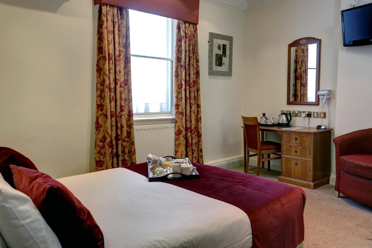Best Western Ship Hotel Weybridge Ngoại thất bức ảnh
